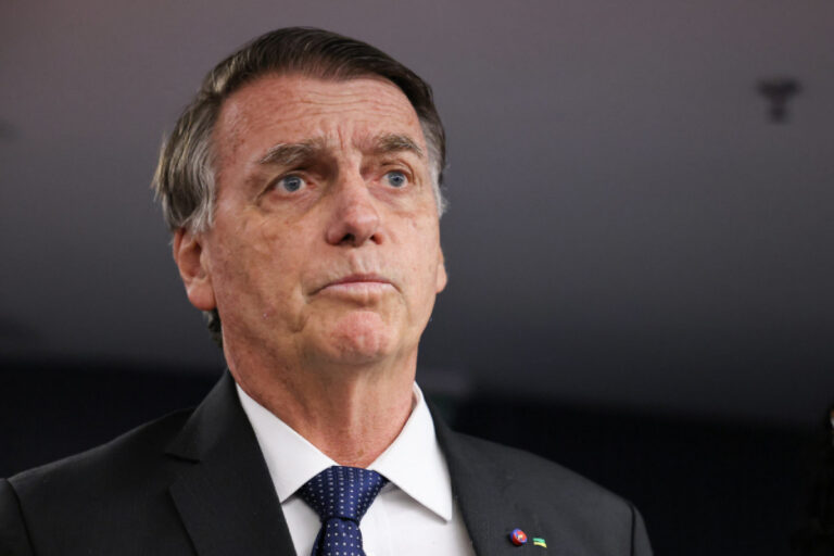 PGR pede ao STF condenação de Bolsonaro e aliados por trama golpista