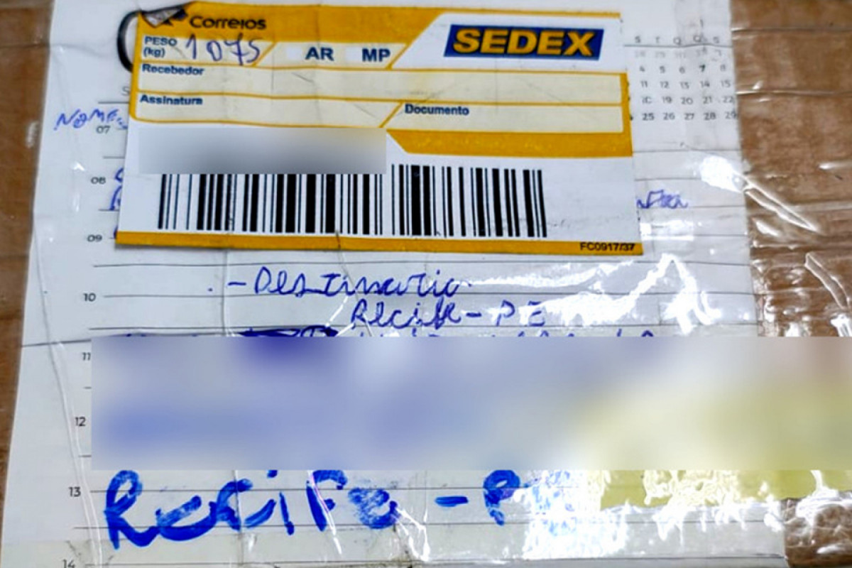 Homem é preso em flagrante ao receber encomenda com ecstasy pelos Correios