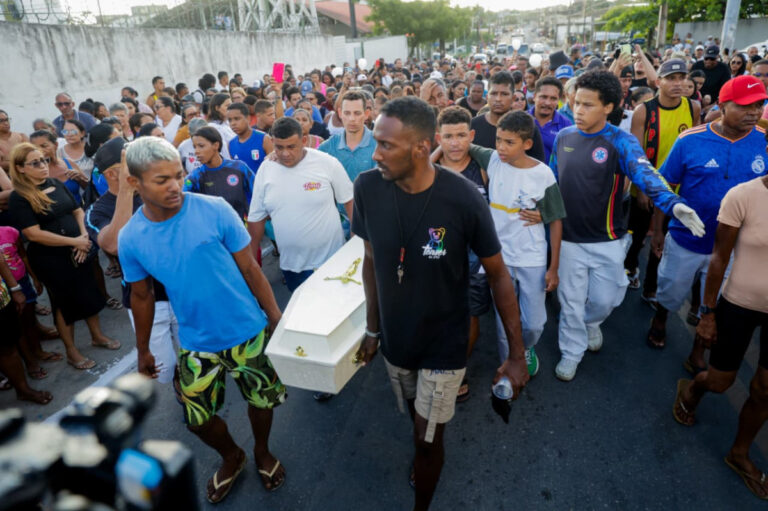 Velório e sepultamento marcam adeus à menina Esther Isabelly em São Lourenço da Mata
